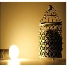 PHILIPS ESSENTIAL LED 8-9W SARI